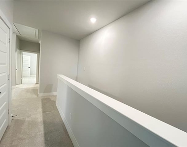 507 Mission Trail - Photo Thumbnail 31