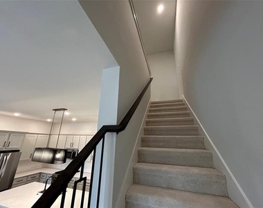 507 Mission Trail - Photo Thumbnail 26