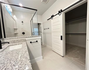 564 Mission Trail - Photo Thumbnail 27