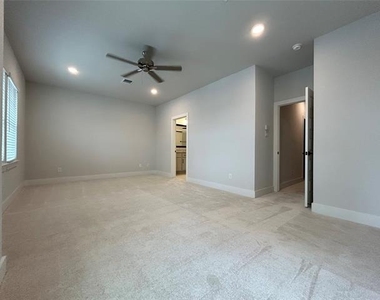 564 Mission Trail - Photo Thumbnail 15