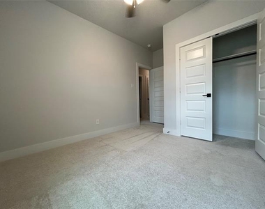 564 Mission Trail - Photo Thumbnail 22