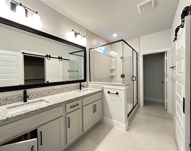 564 Mission Trail - Photo Thumbnail 9