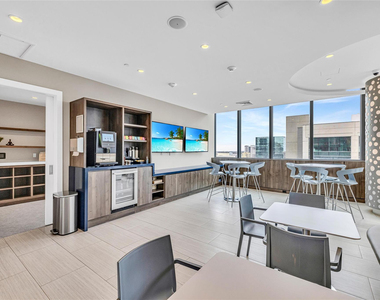 100 E Las Olas Boulevard - Photo Thumbnail 37