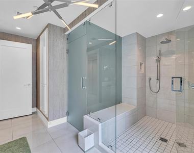 100 E Las Olas Boulevard - Photo Thumbnail 22