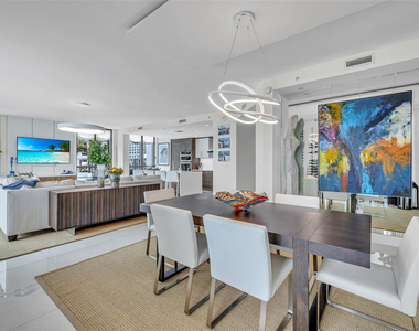 100 E Las Olas Boulevard - Photo Thumbnail 11