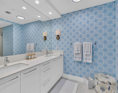 100 E Las Olas Boulevard - Photo Thumbnail 26