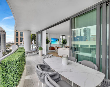 100 E Las Olas Boulevard - Photo Thumbnail 9