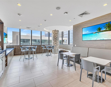 100 E Las Olas Boulevard - Photo Thumbnail 38