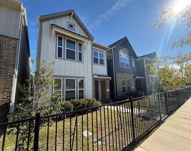 509 S Mary Street - Photo Thumbnail 2