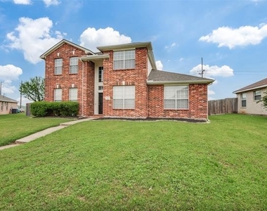1425 Gatlinburg Circle - Photo Thumbnail 1