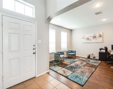 1425 Gatlinburg Circle - Photo Thumbnail 10