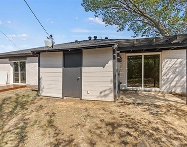 6000 Cool Springs Drive - Photo Thumbnail 23