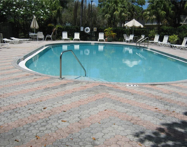 5162 Ne 6th Avenue - Photo Thumbnail 18