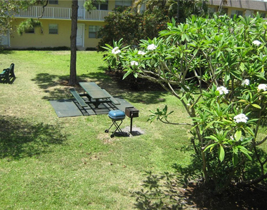 5162 Ne 6th Avenue - Photo Thumbnail 24