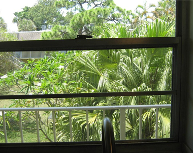 5162 Ne 6th Avenue - Photo Thumbnail 12
