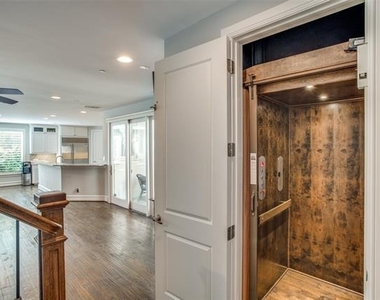 4532 Normandy Avenue - Photo Thumbnail 1