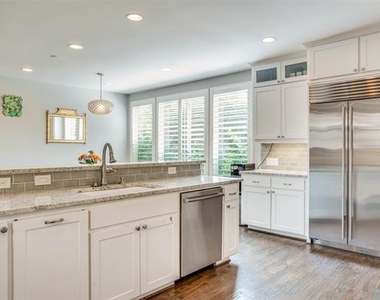 4532 Normandy Avenue - Photo Thumbnail 9