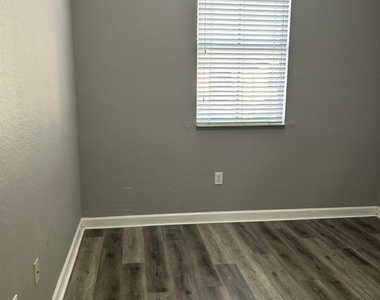 11486 Nw 77th Street - Photo Thumbnail 17