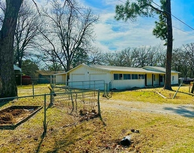 161 Elizabeth Street - Photo Thumbnail 7