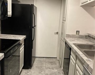 18240 Midway Road - Photo Thumbnail 5