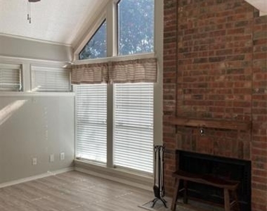 18240 Midway Road - Photo Thumbnail 2