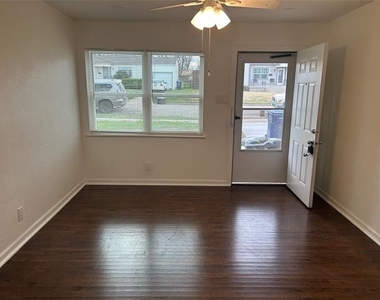 1713 Kirkwood Drive - Photo Thumbnail 1