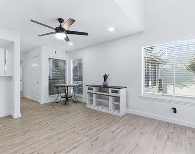 3101 Sondra Drive - Photo Thumbnail 12