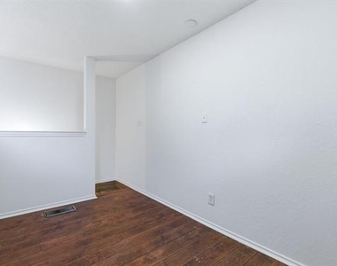 3101 Sondra Drive - Photo Thumbnail 19