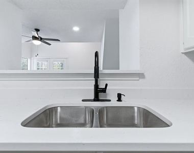 3101 Sondra Drive - Photo Thumbnail 17