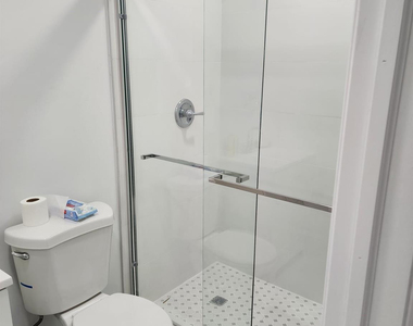 320 Nw 4th Avenue - Photo Thumbnail 2