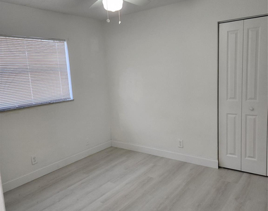 320 Nw 4th Avenue - Photo Thumbnail 14
