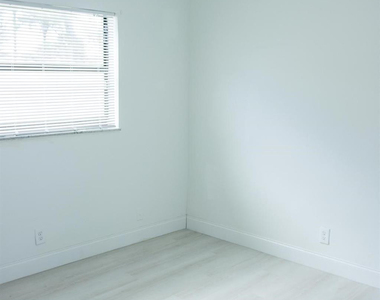 320 Nw 4th Avenue - Photo Thumbnail 24