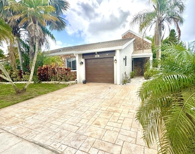 531 Sw 167th Terrace - Photo Thumbnail 7
