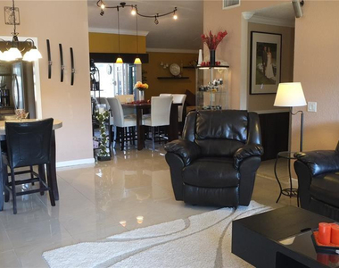 531 Sw 167th Terrace - Photo Thumbnail 4