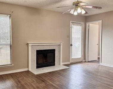 1614 Pecan Chase Circle - Photo Thumbnail 4