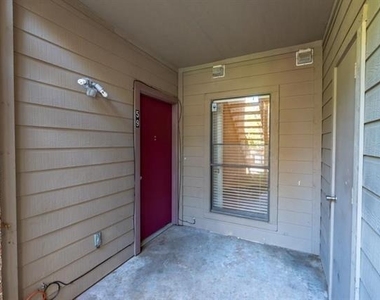 1614 Pecan Chase Circle - Photo Thumbnail 1