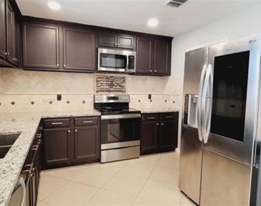861 Cats Eye Drive - Photo Thumbnail 12