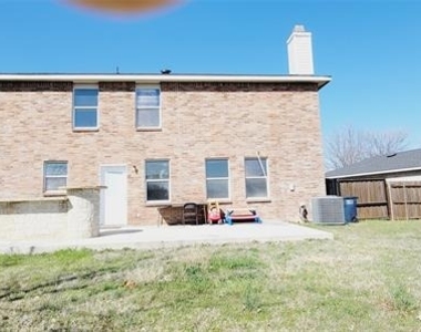 861 Cats Eye Drive - Photo Thumbnail 1