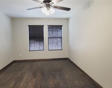 861 Cats Eye Drive - Photo Thumbnail 26
