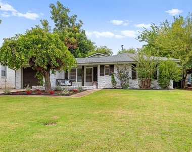 2737 Clermont Place - Photo Thumbnail 1