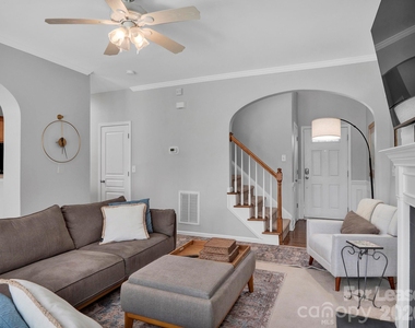 1401 Hammond Drive - Photo Thumbnail 6