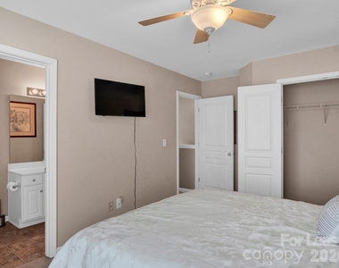 1401 Hammond Drive - Photo Thumbnail 28