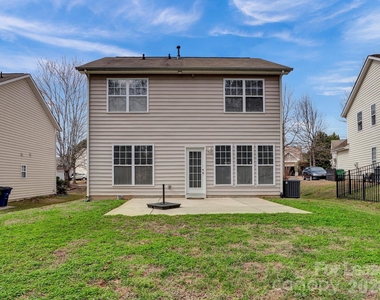 1401 Hammond Drive - Photo Thumbnail 32
