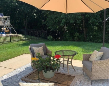 1401 Hammond Drive - Photo Thumbnail 36