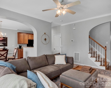1401 Hammond Drive - Photo Thumbnail 7
