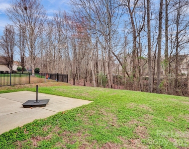 1401 Hammond Drive - Photo Thumbnail 33