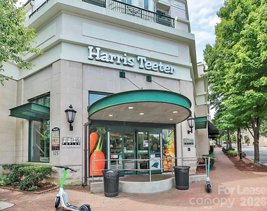 300 W 5th Street - Photo Thumbnail 35