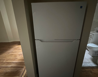 61-25 Woodside Avenue - Photo Thumbnail 4
