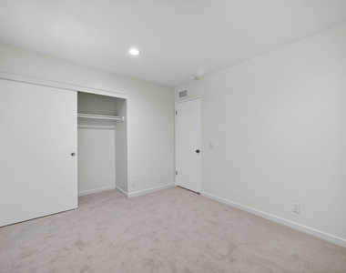 1502 Briarglen Avenue - Photo Thumbnail 34
