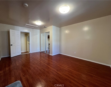4727 Milne Drive - Photo Thumbnail 1